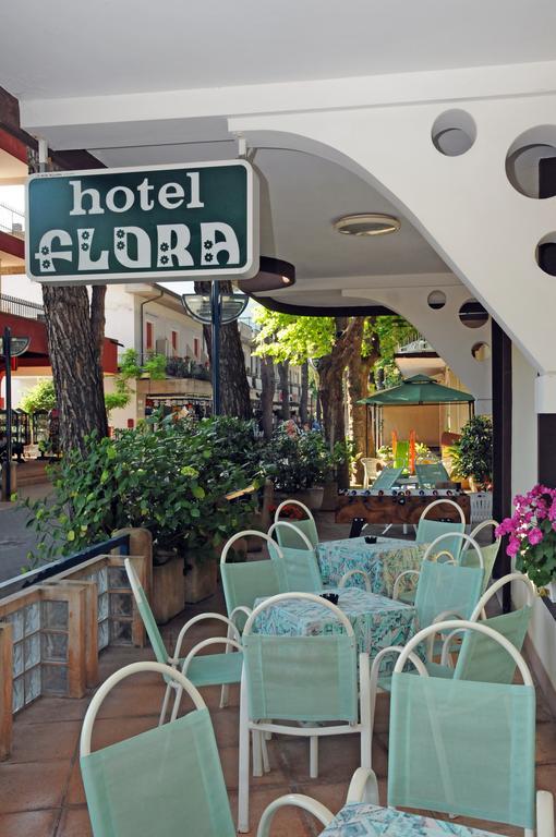 Hotel Flora ベラーリア・イジェア・マリーナ エクステリア 写真